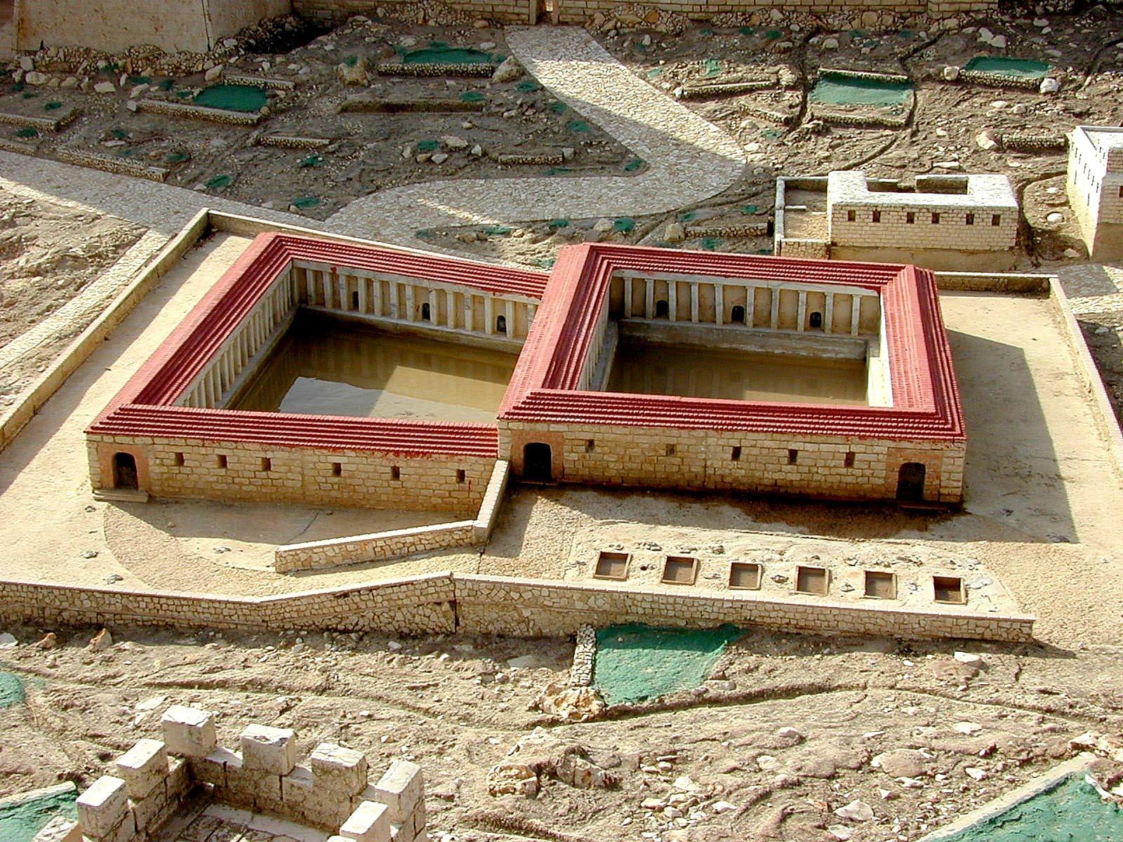 C:\PLBL\03 Jerusalem\Model of Jerusalem\Jerusalem model Pools of Bethesda, tb010200217.jpg